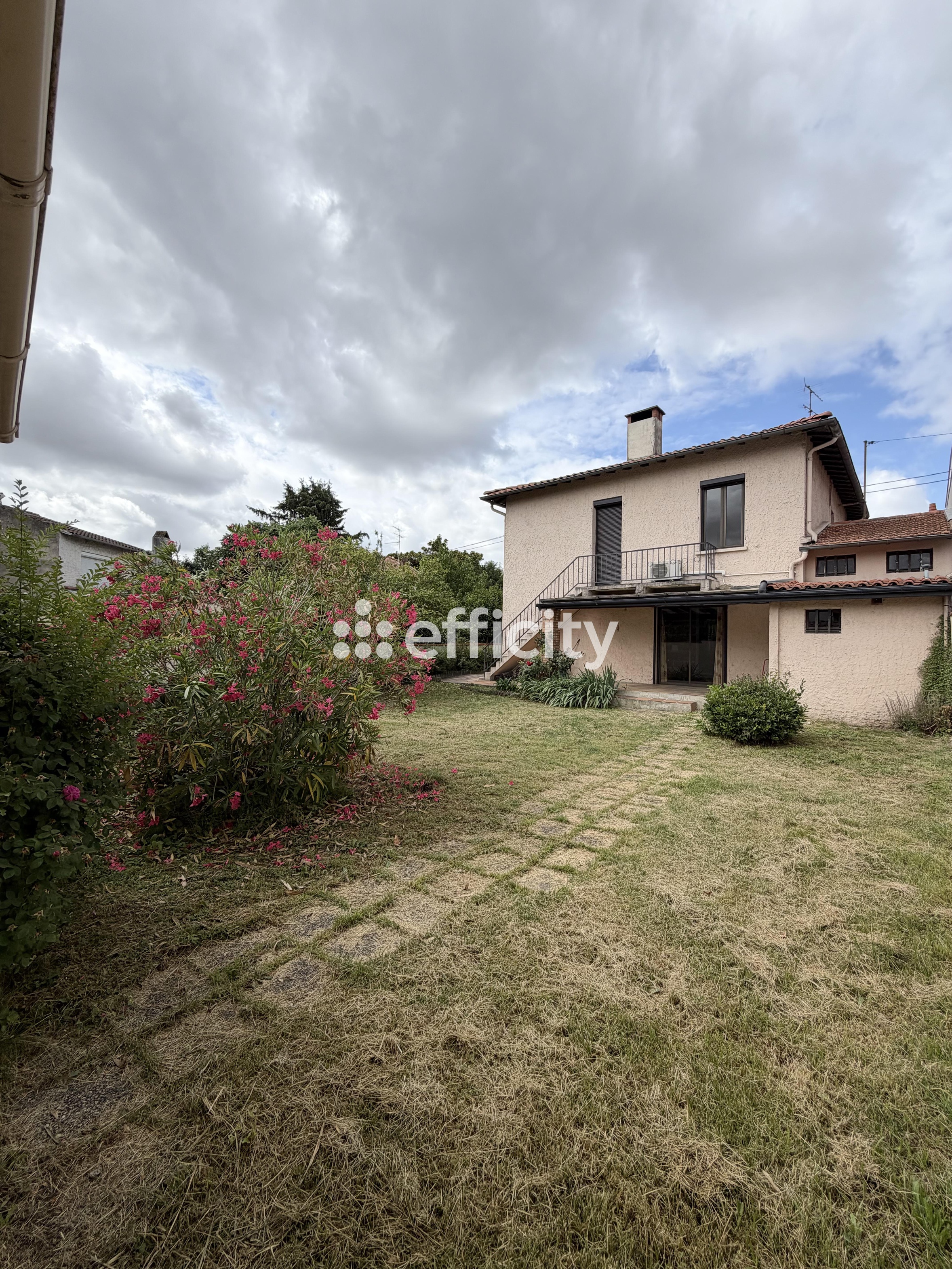 maison 6 pièces - 144m2 à Toulouse (31200)