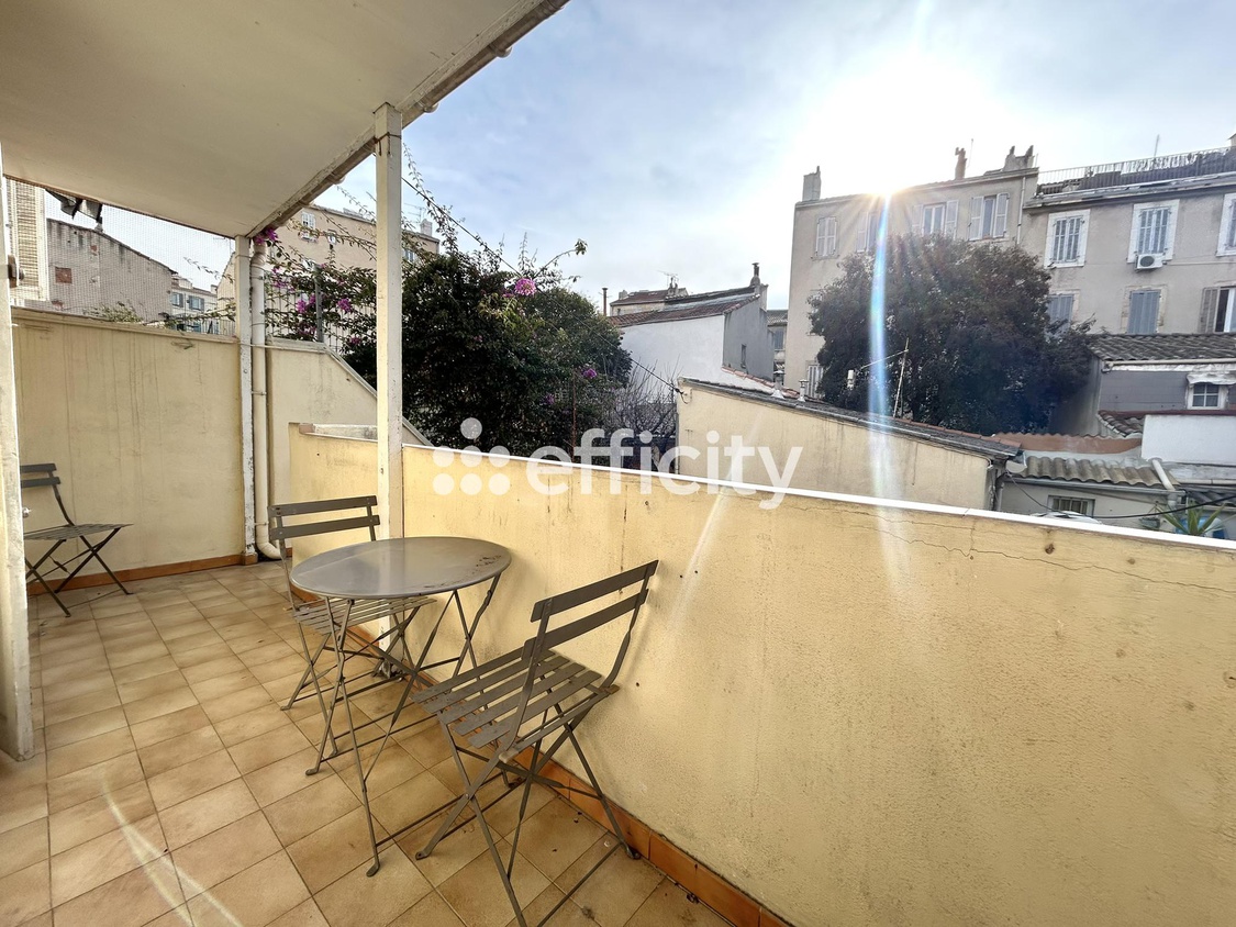 appartement 2 pièces - 33m2 à Marseille (13003)