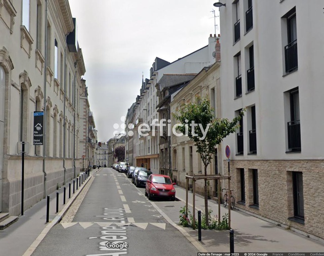 parking  - 12m2 à Nantes (44100)