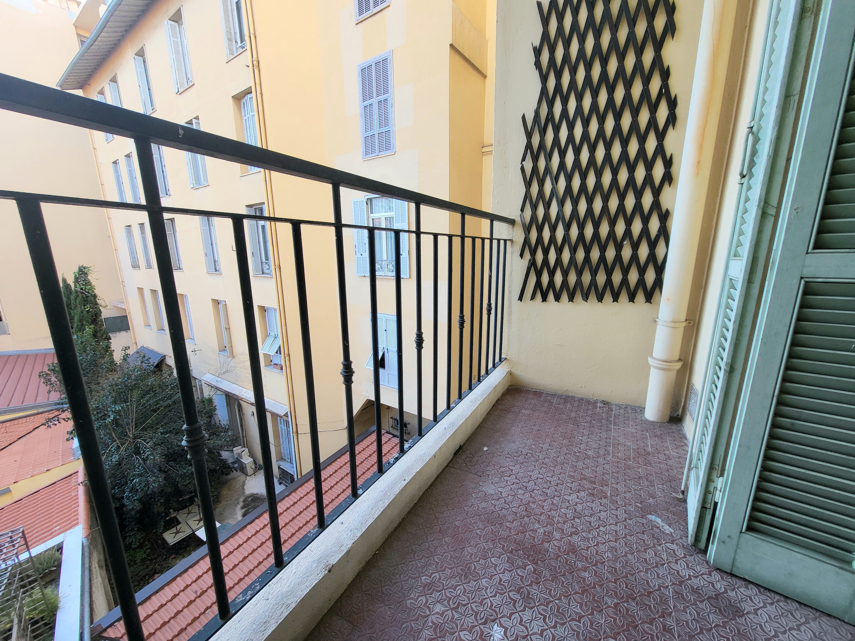 Achat immobilier Appartement 2 pièces  72m2 à Menton (06500) - Photo n°11