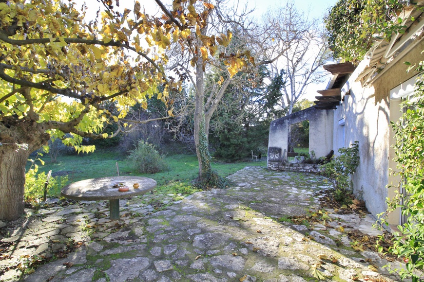 Achat immobilier Maison 10 pièces  460m2 à Caumont-sur-Durance (84510) - Photo n°4