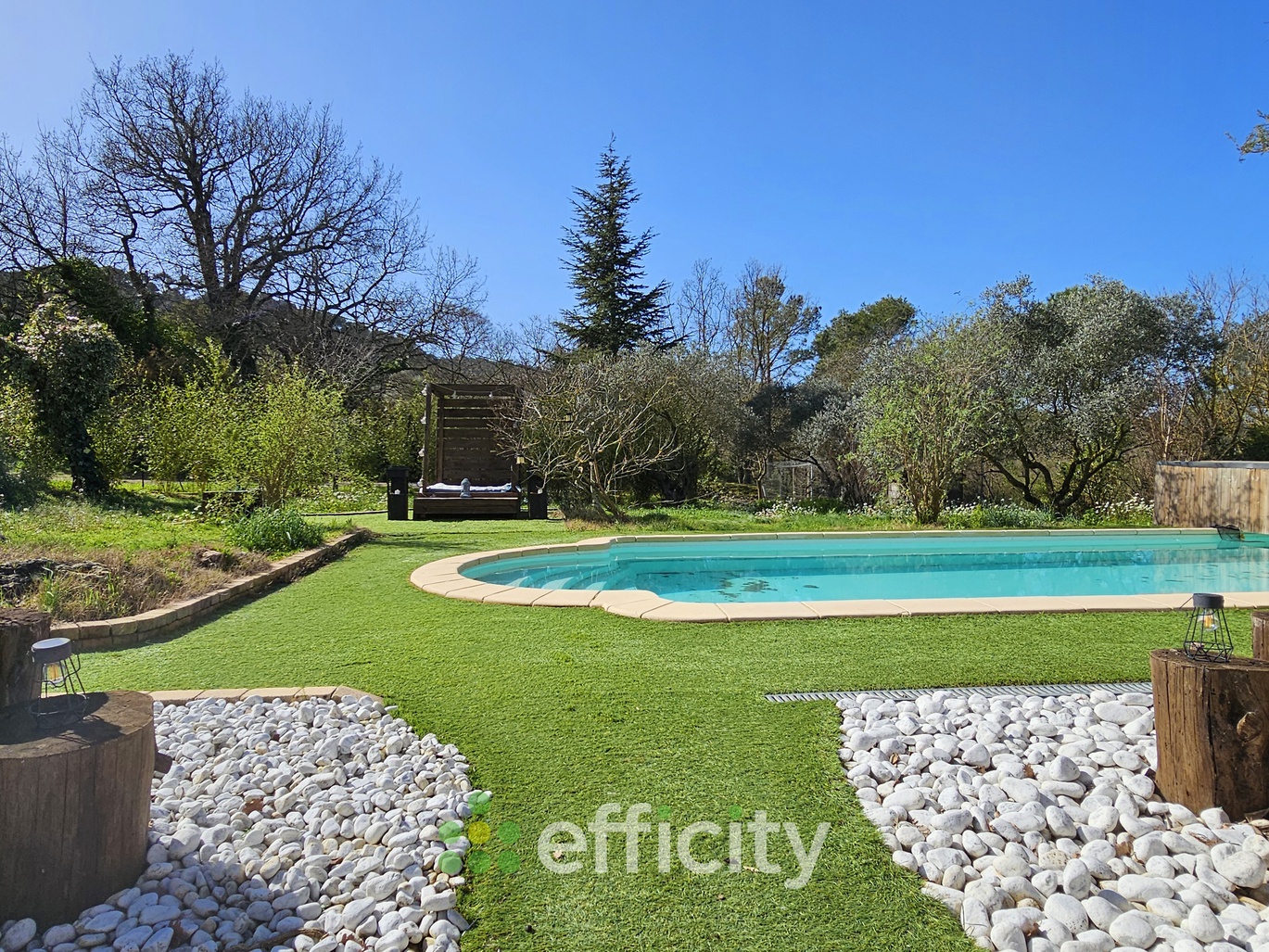 maison 7 pièces - 236m2 à Aubagne (13400)