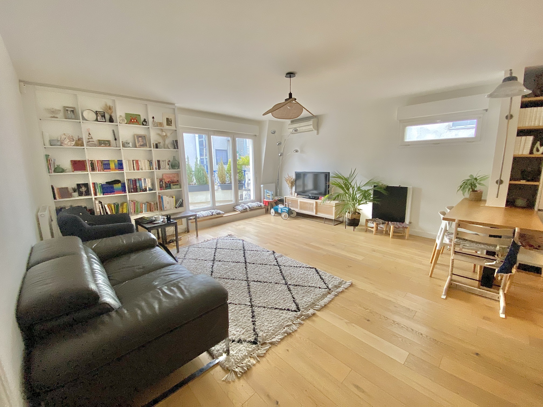 appartement 4 pièces - 101m2 à Les Lilas (93260)