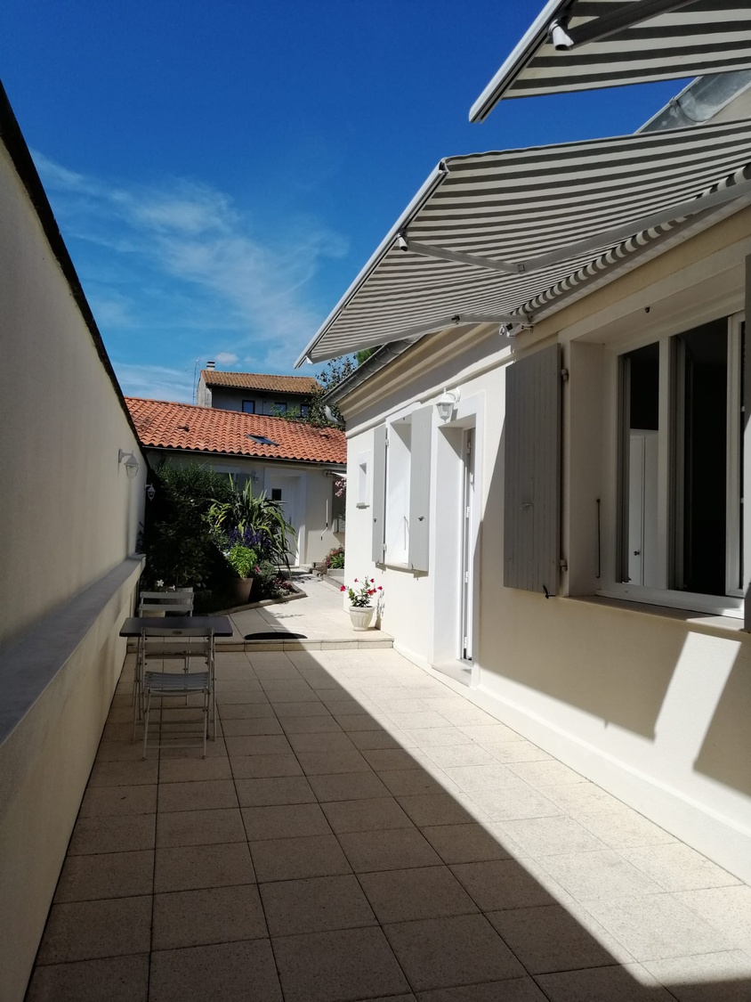 immeuble 22 pièces - 256m2 à Rochefort (17300)