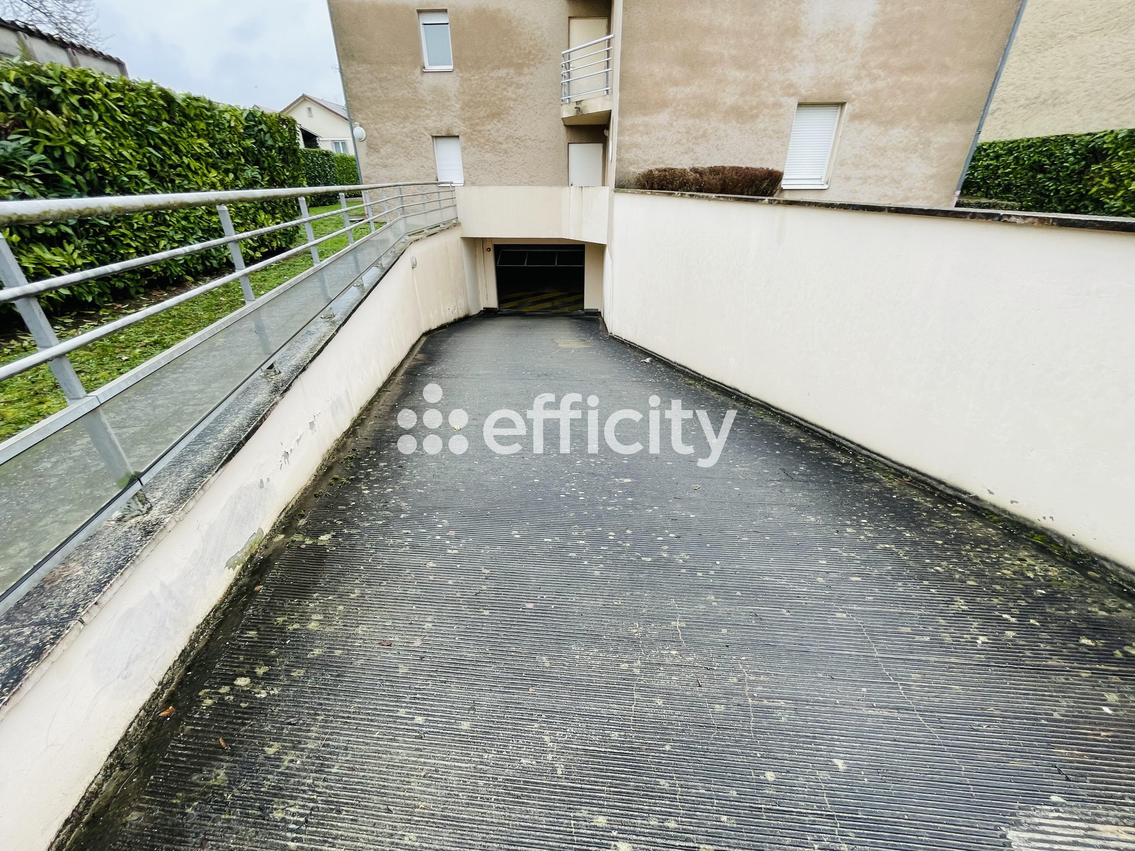 parking  - 78m2 à Dijon (21000)