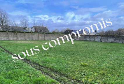 terrain  - 707m2 à Loire-Authion (49140)