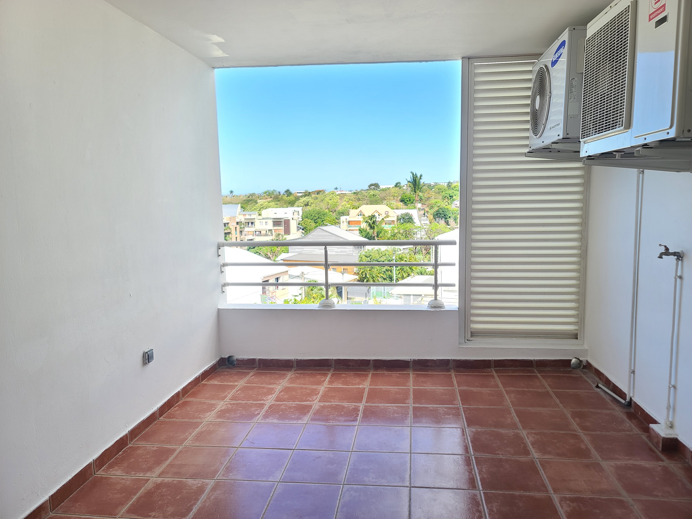 appartement 3 pièces - 64m2 à Saint-Denis (97400)