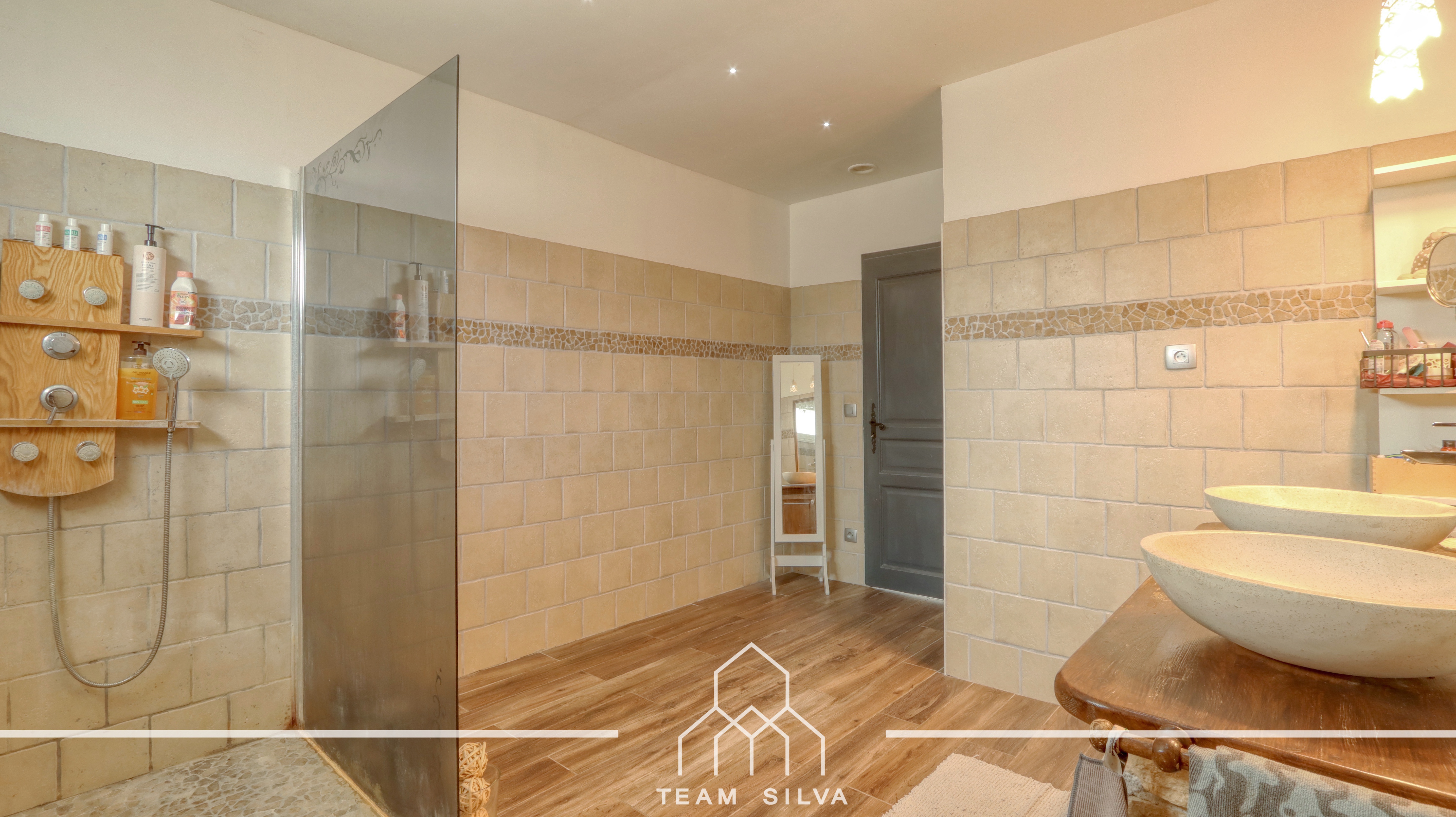 Achat immobilier Maison 5 pièces  200m2 à Saint-Quentin-Fallavier (38070) - Photo n°26