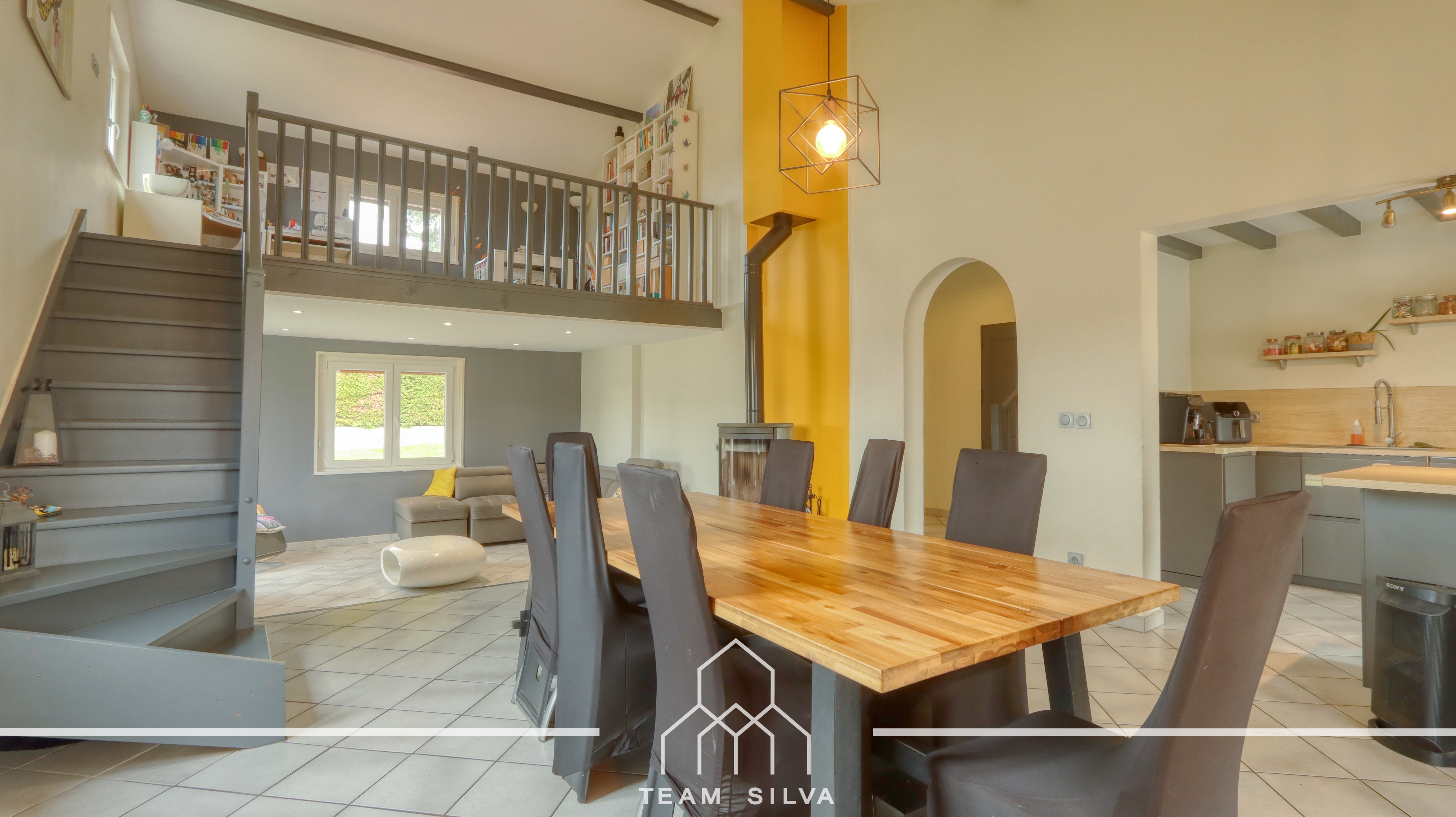 Achat immobilier Maison 5 pièces  200m2 à Saint-Quentin-Fallavier (38070) - Photo n°6