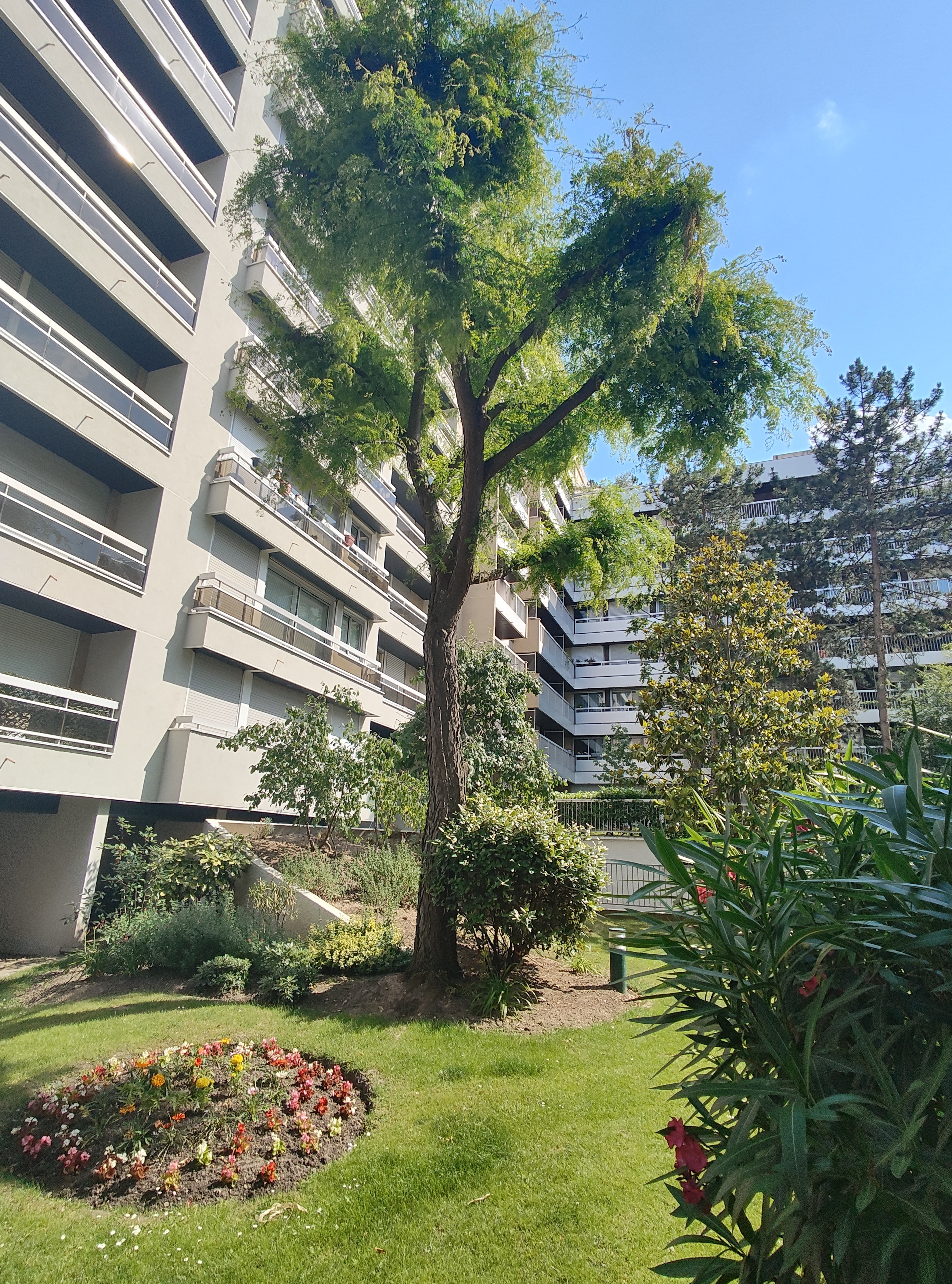 Appartement 1 pièce 28 m² · à Paris · 28 m² · 273 000 €