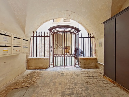 appartement 1 pièces - 43m2 à Nîmes (30000)