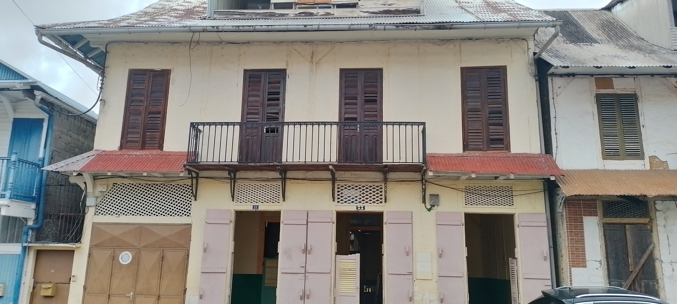 immeuble 22 pièces - 345m2 à Cayenne (97300)