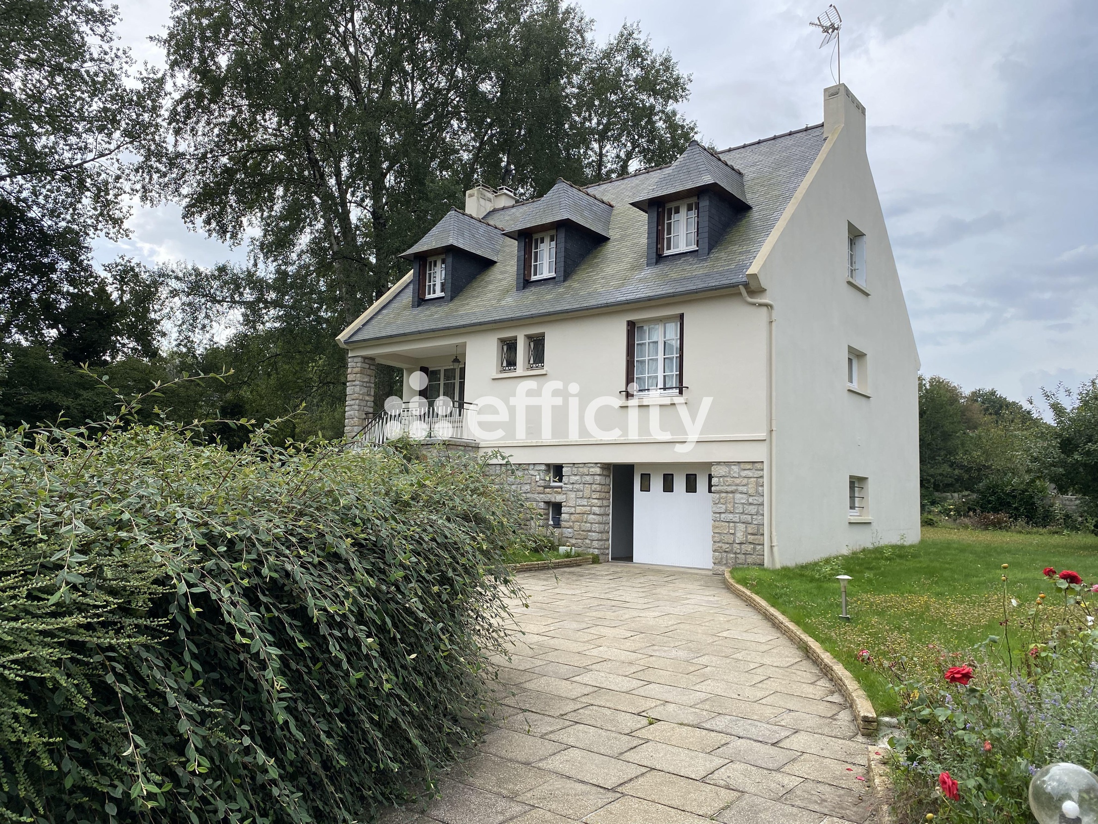maison 5 pièces - 143m2 à Hôpital-Camfrout (29460)