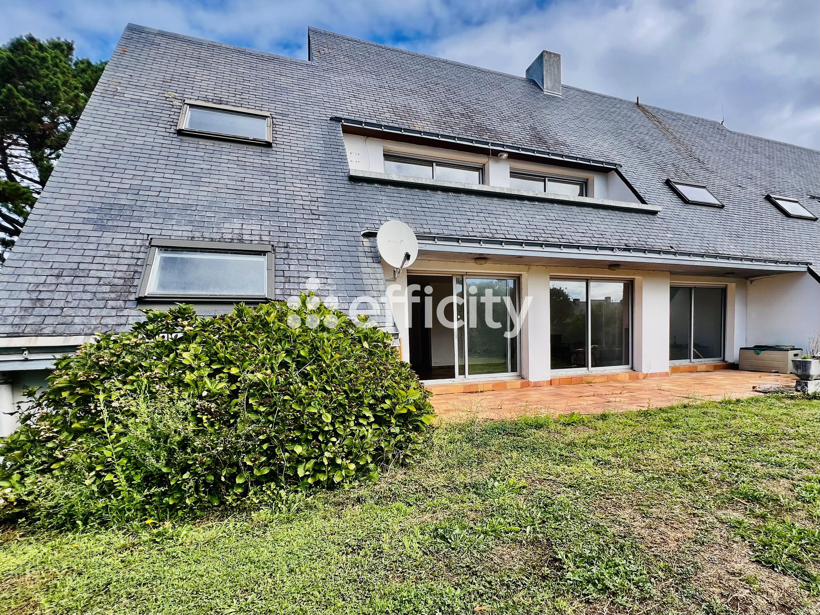 Achat immobilier Maison 7 pièces  345m2 à Batz-sur-Mer (44740) - Photo n°1