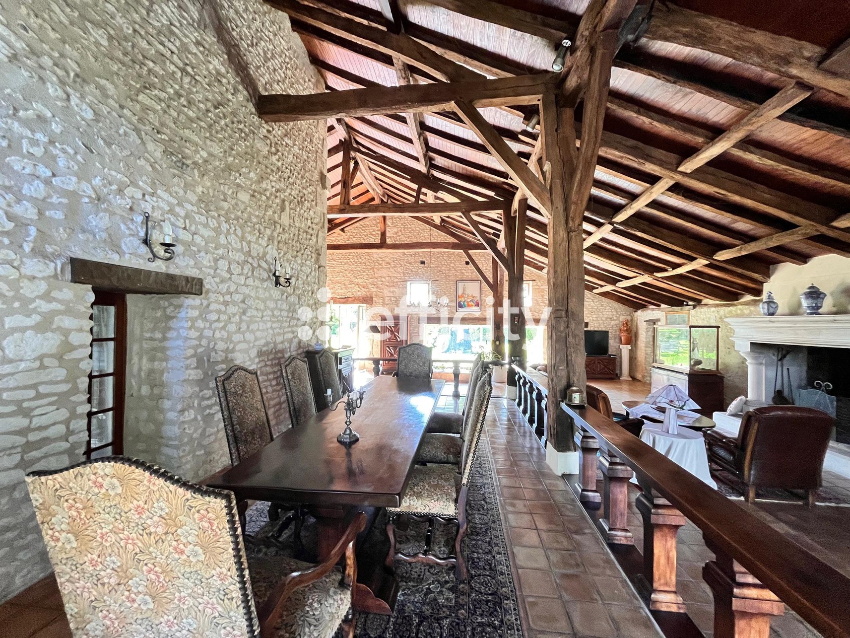 Achat immobilier Maison 6 pièces  420m2 à Saintes (17100) - Photo n°10