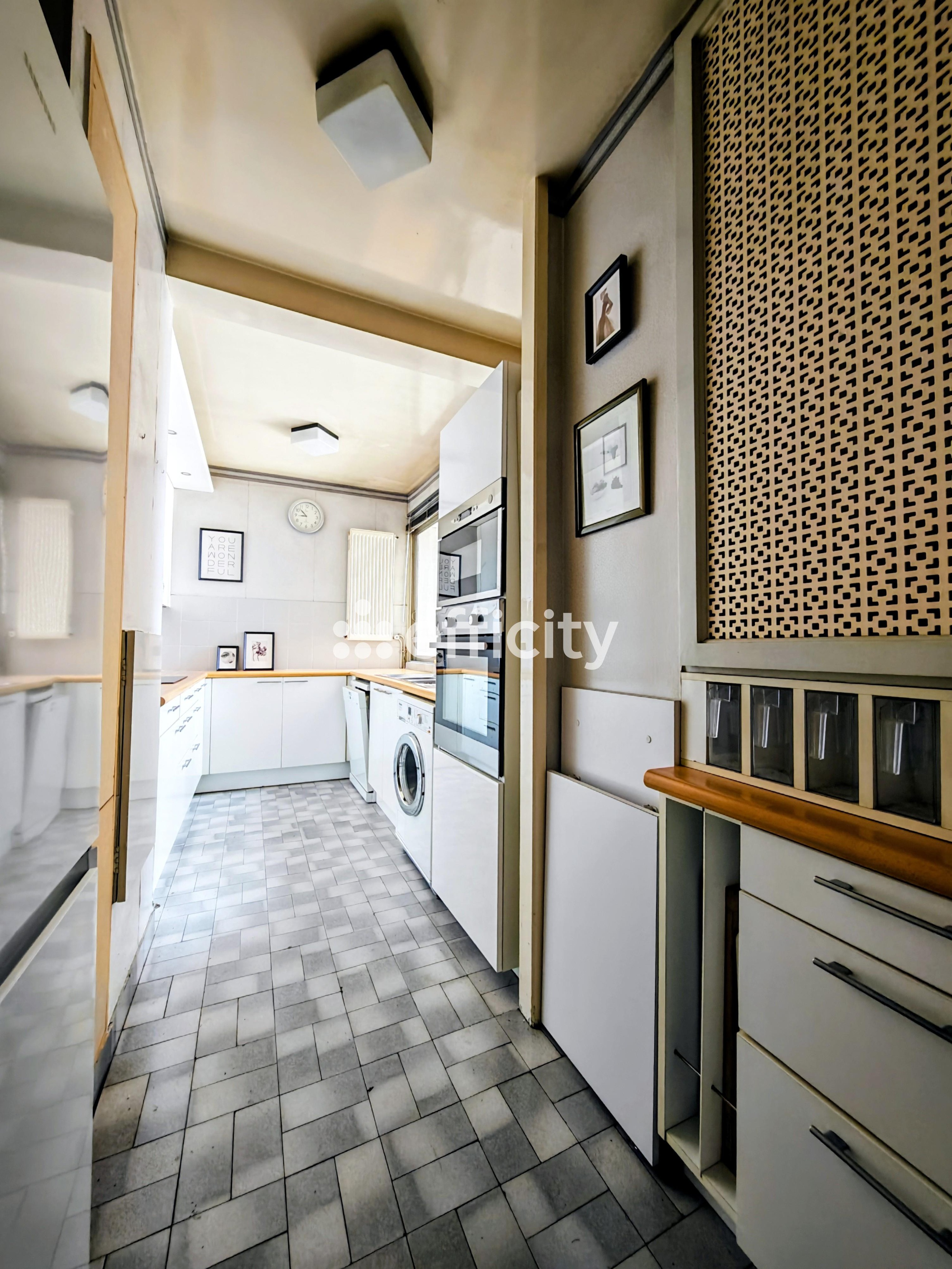 Achat immobilier Appartement 3 pièces  94m2 à Bordeaux (33000) - Photo n°9