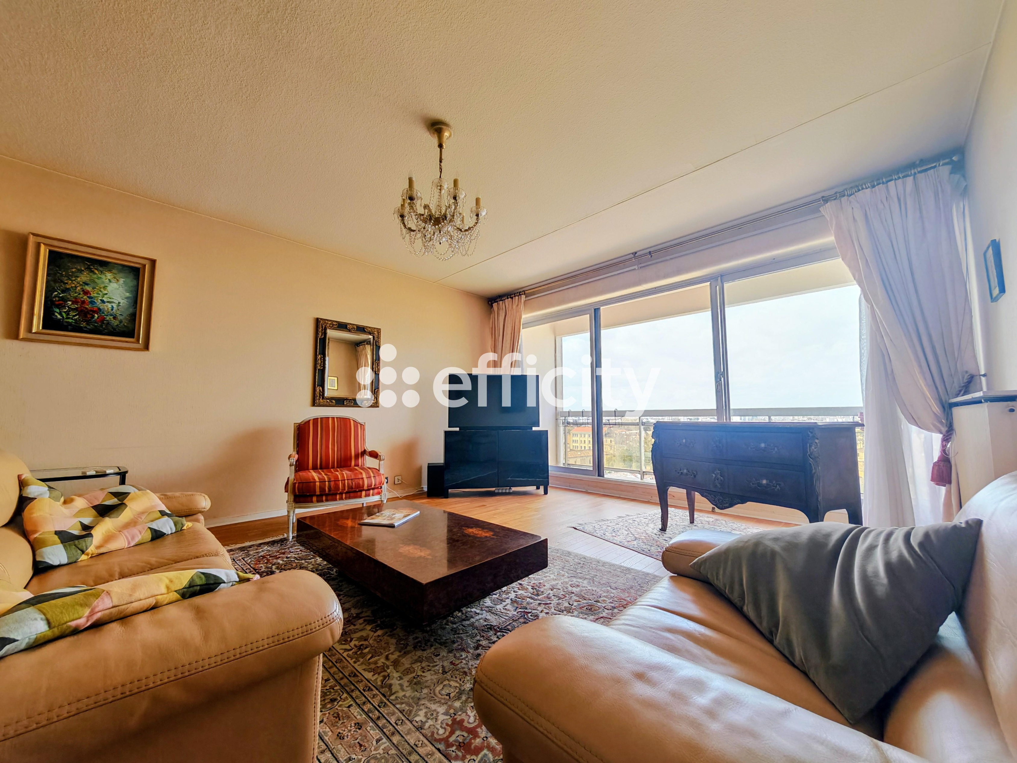 Achat immobilier Appartement 3 pièces  94m2 à Bordeaux (33000) - Photo n°6