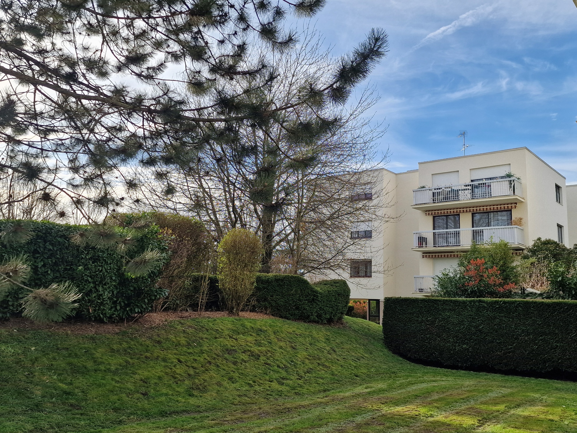 appartement 3 pièces - 65m2 à Le Plessis-Trévise (94420)