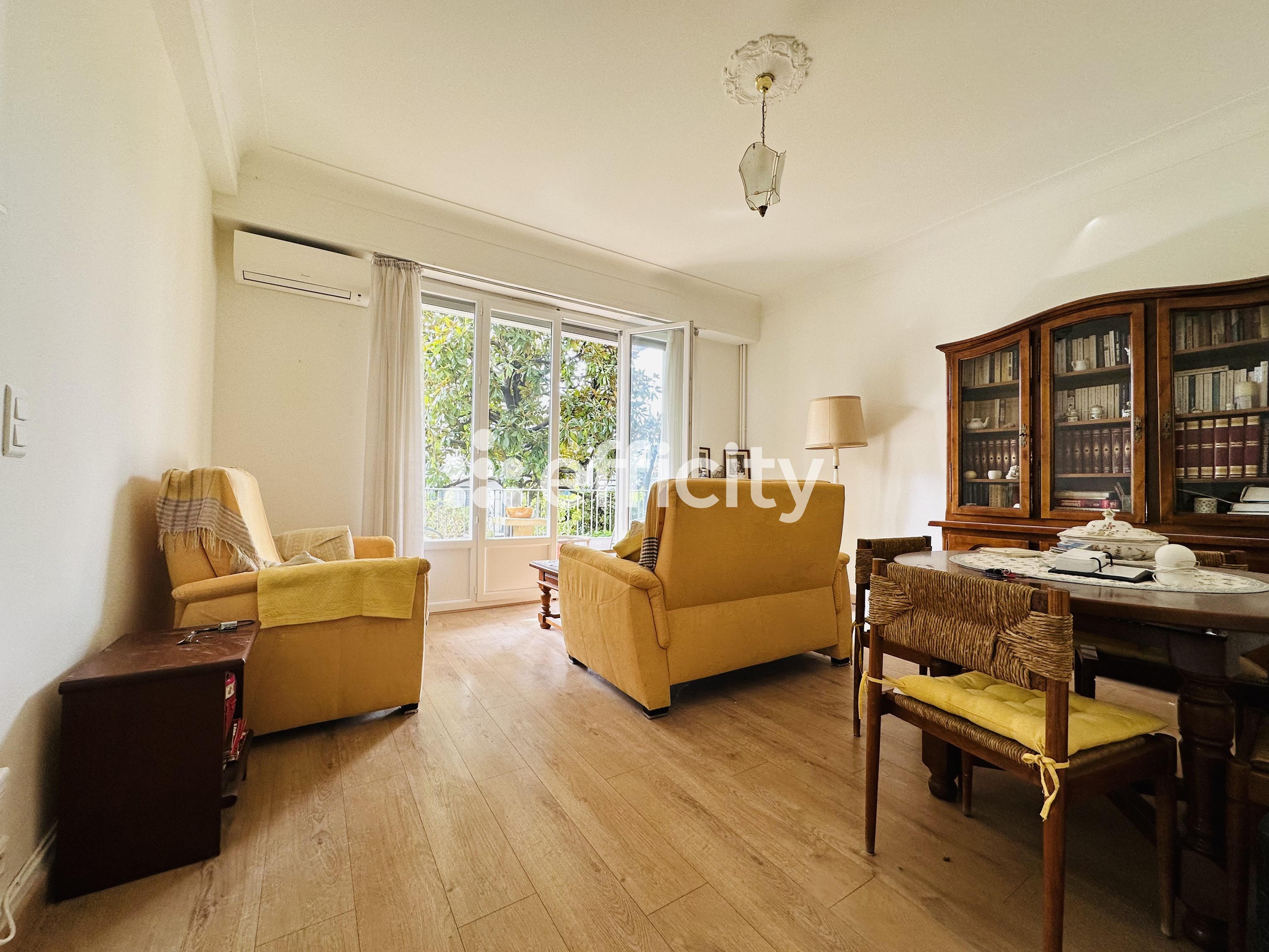 appartement 3 pièces - 70m2 à Nice (06000)