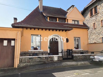 immeuble 14 pièces - 588m2 à Thiers (63300)