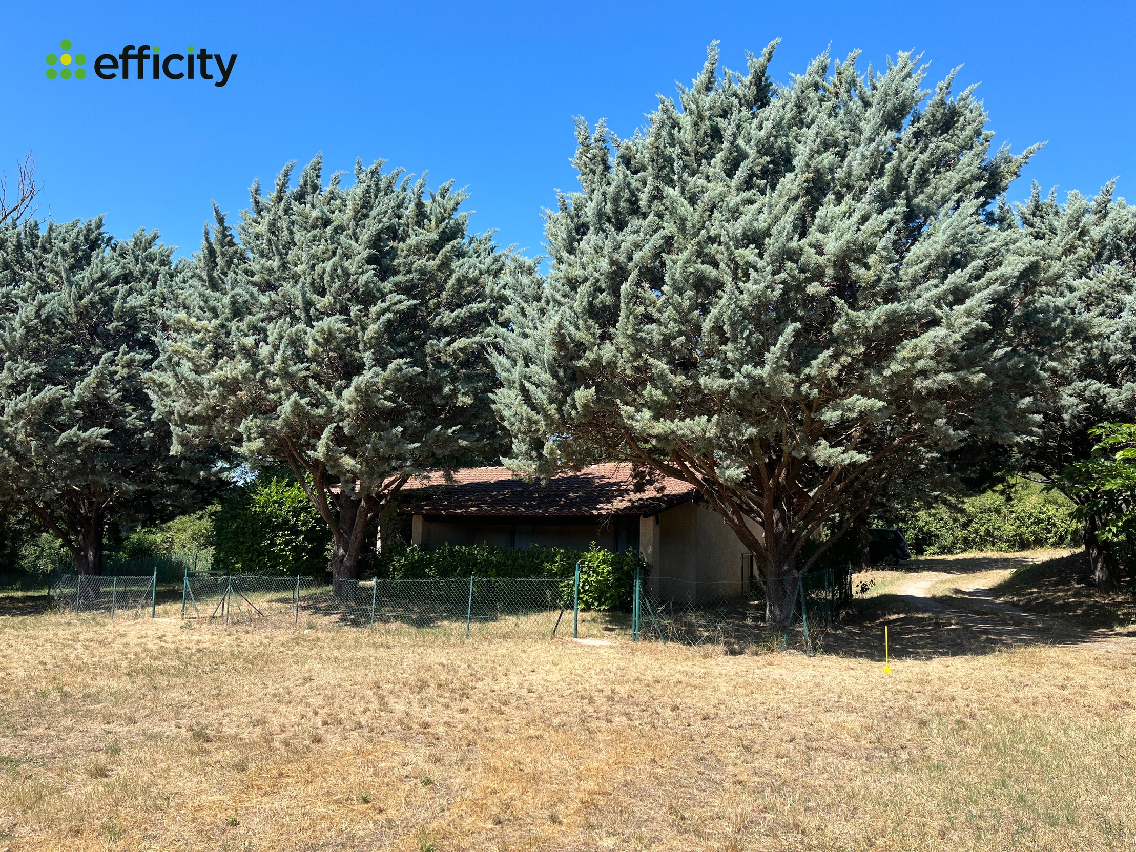 maison 3 pièces - 37m2 à Riez (04500)