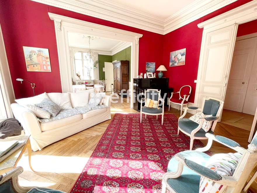 appartement 7 pièces - 171m2 à Nantes (44000)