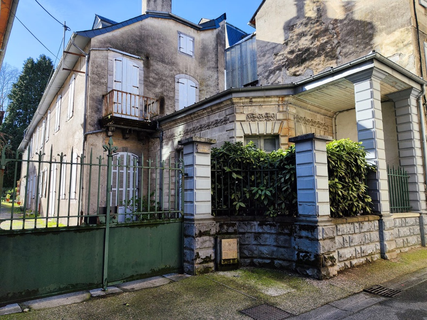 maison 8 pièces - 198m2 à Bagnères-de-Bigorre (65200)