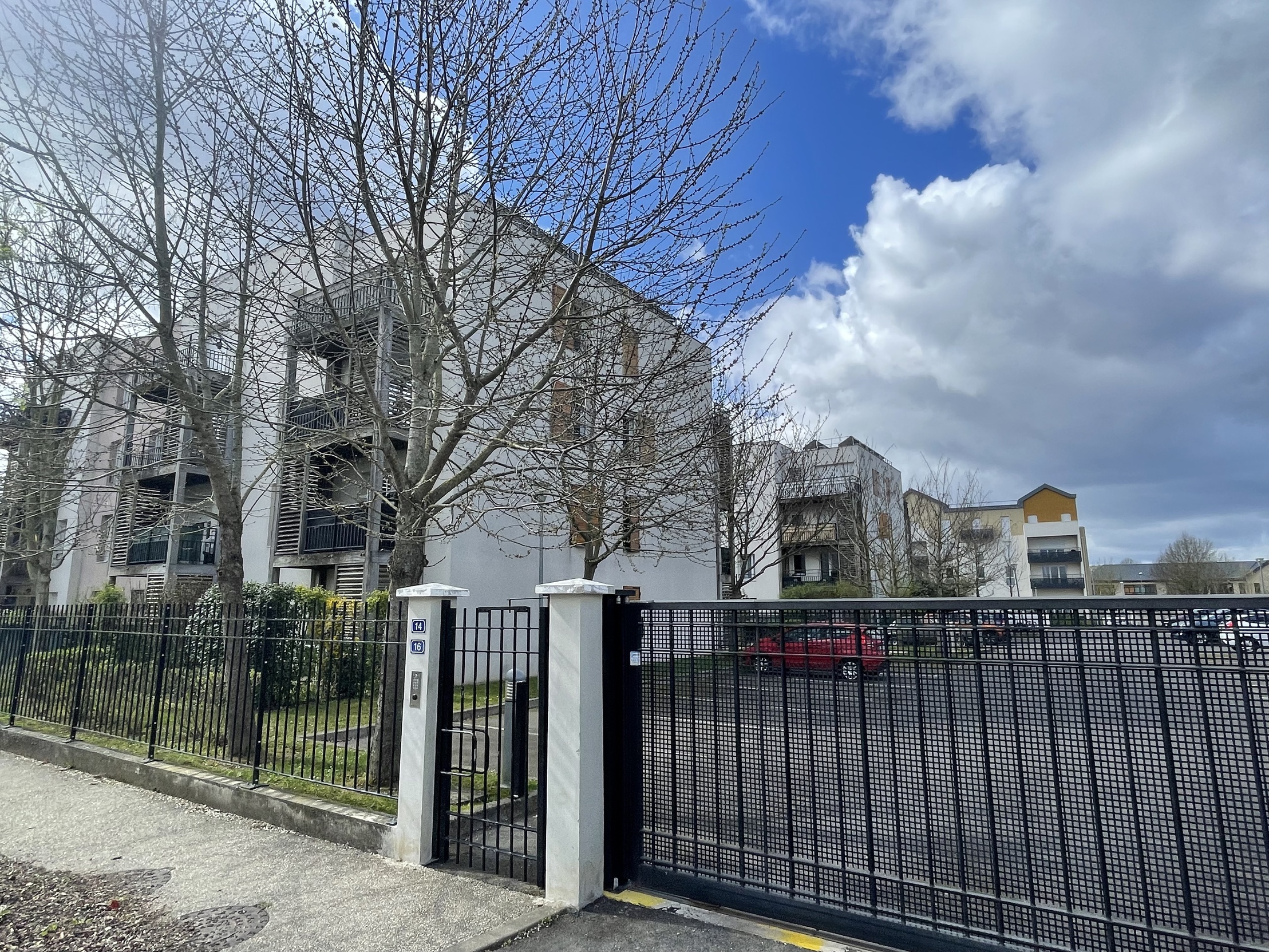 parking  - 14m2 à Lieusaint (77127)