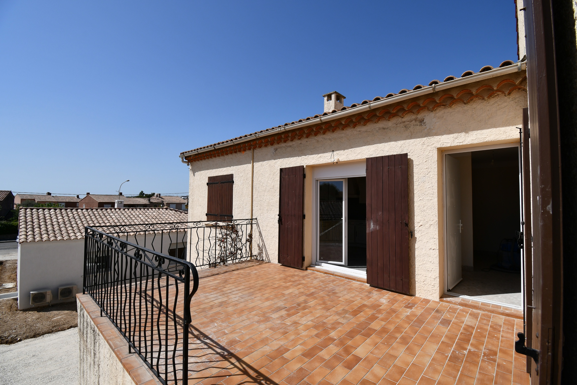 appartement 4 pièces - 102m2 à Rognac (13340)