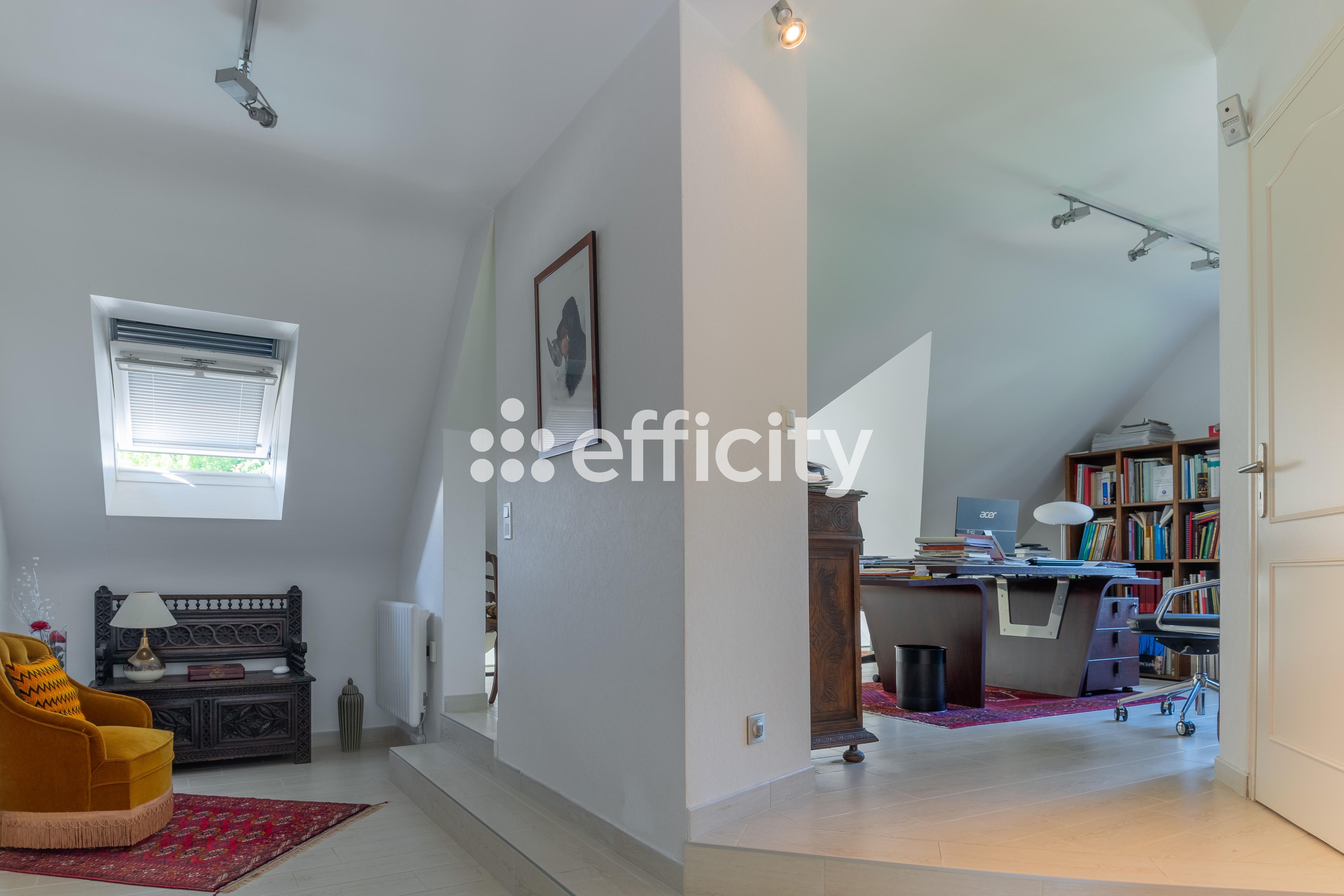 Achat immobilier Maison 11 pièces  232m2 à Saint-Étienne-de-Montluc (44360) - Photo n°17