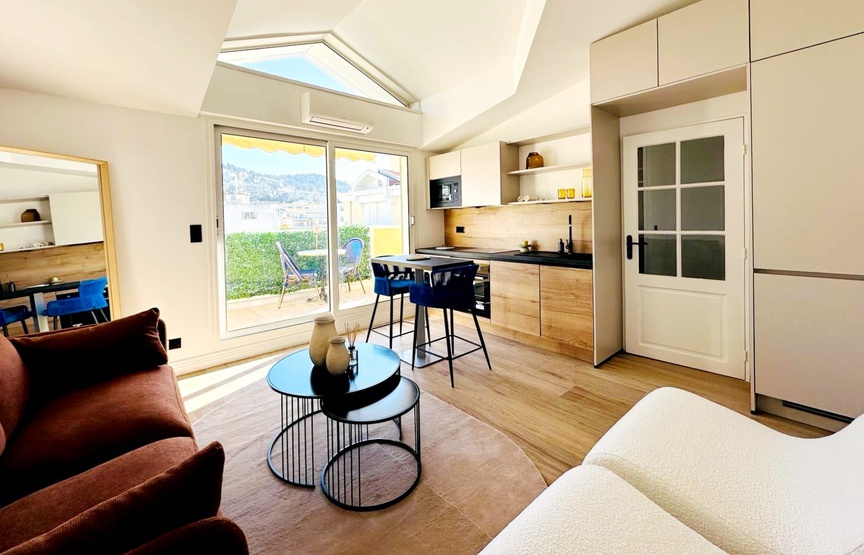 appartement 2 pièces - 54m2 à Nice (06300)