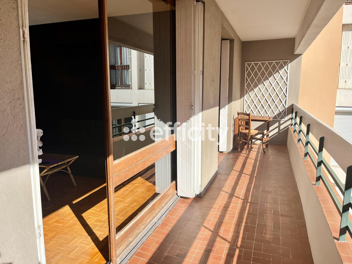 appartement 3 pièces - 75m2 à Marseille (13004)