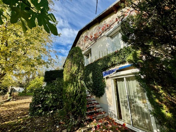 maison 7 pièces - 125m2 à Thiers (63300)