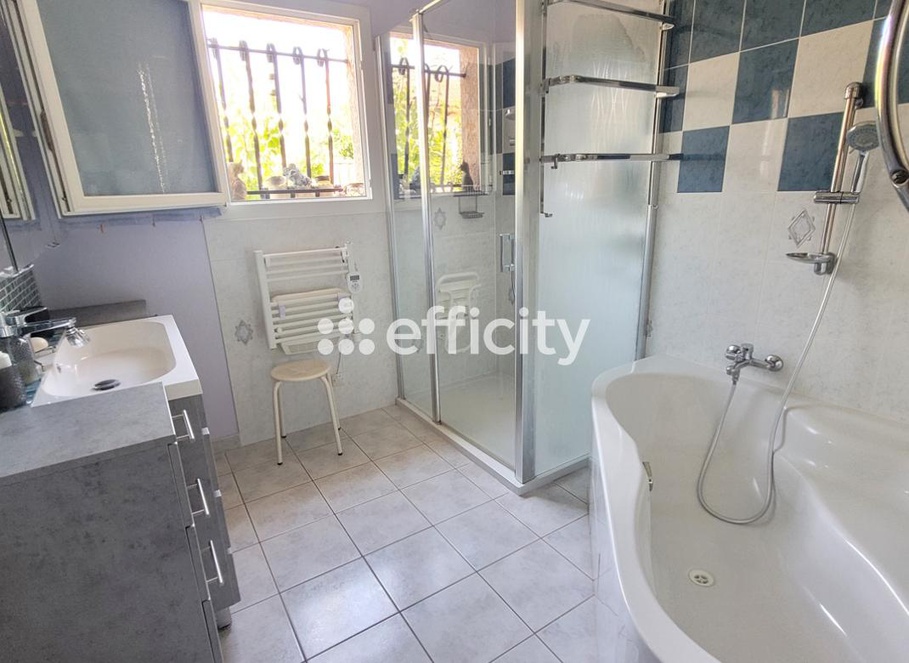 Achat immobilier Maison 5 pièces  120m2 à Roujan (34320) - Photo n°16