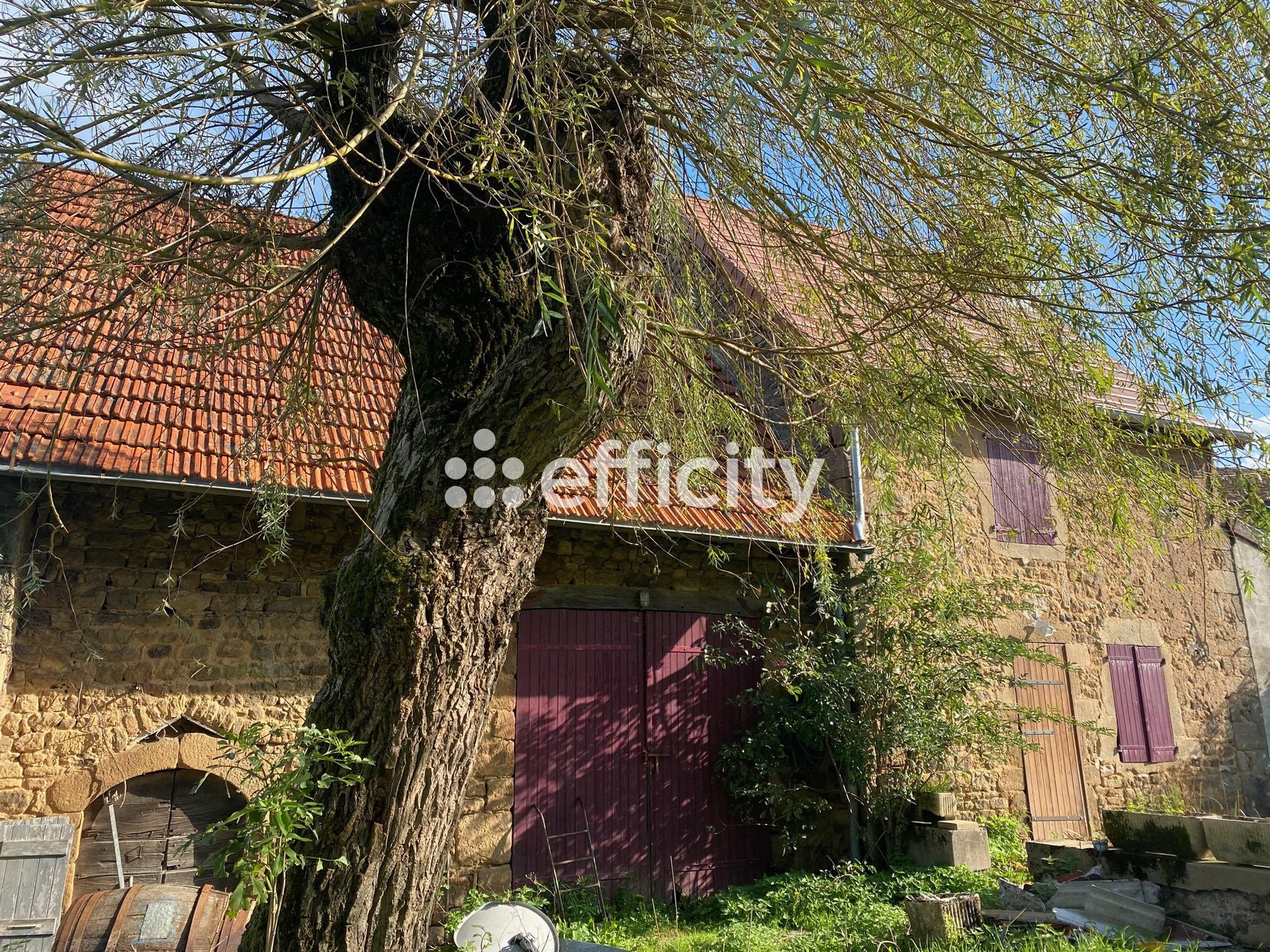 Achat immobilier Maison 3 pièces  72m2 à Saint-Symphorien-des-Bois (71800) - Photo n°1