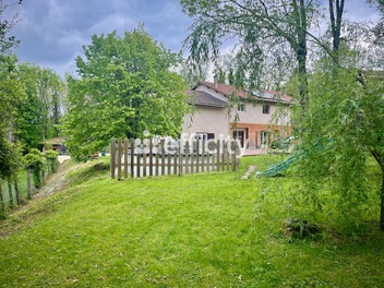 maison 11 pièces - 270m2 à Dorat (63300)