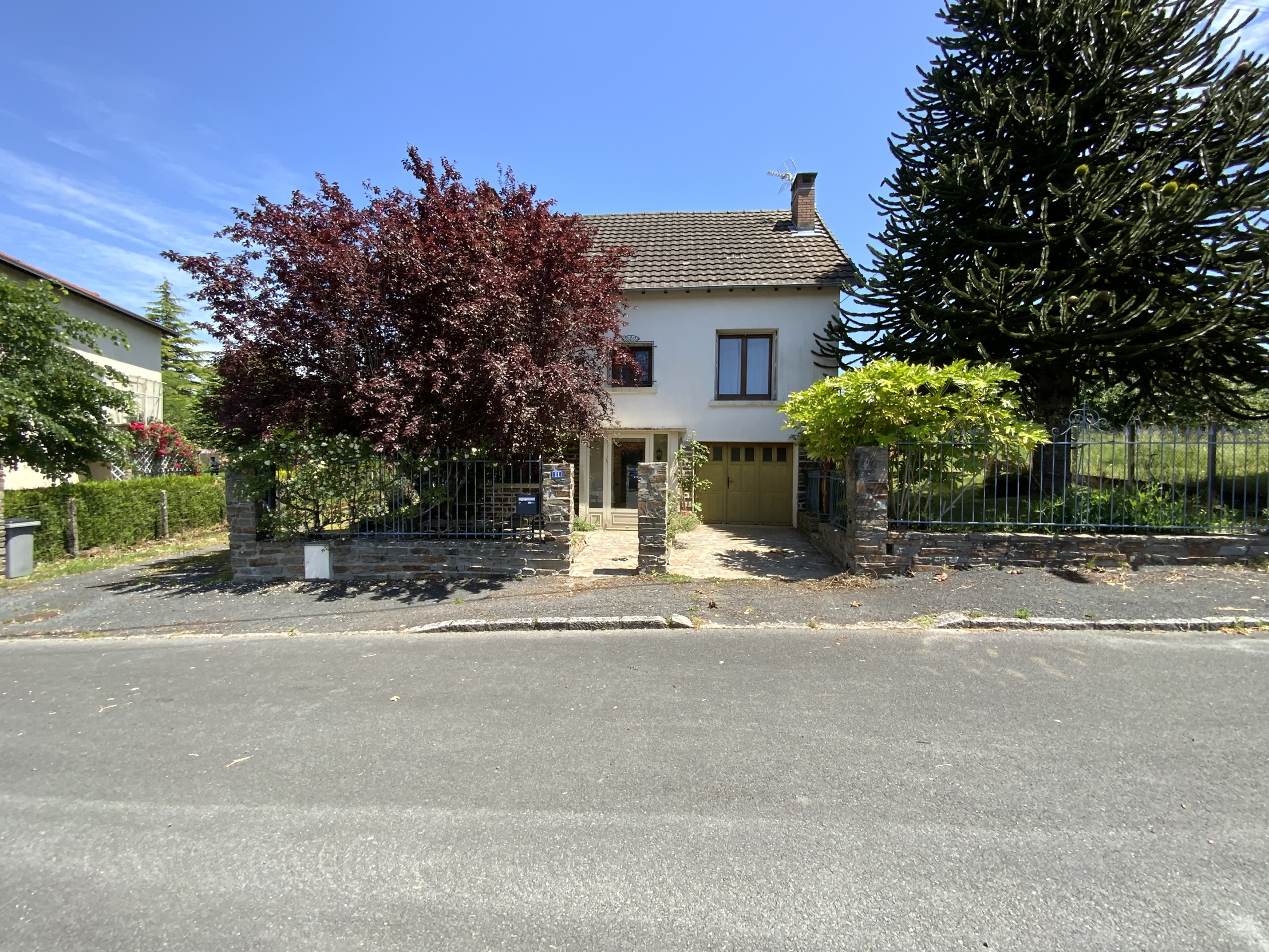maison 8 pièces - 165m2 à Saint-Yrieix-la-Perche (87500)