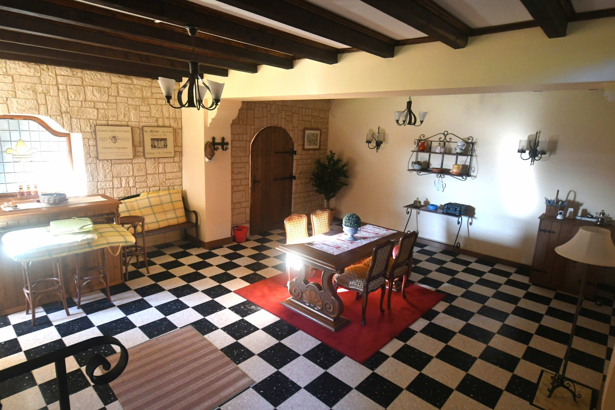 Achat immobilier Maison 10 pièces  600m2 à Silhac (07240) - Photo n°19