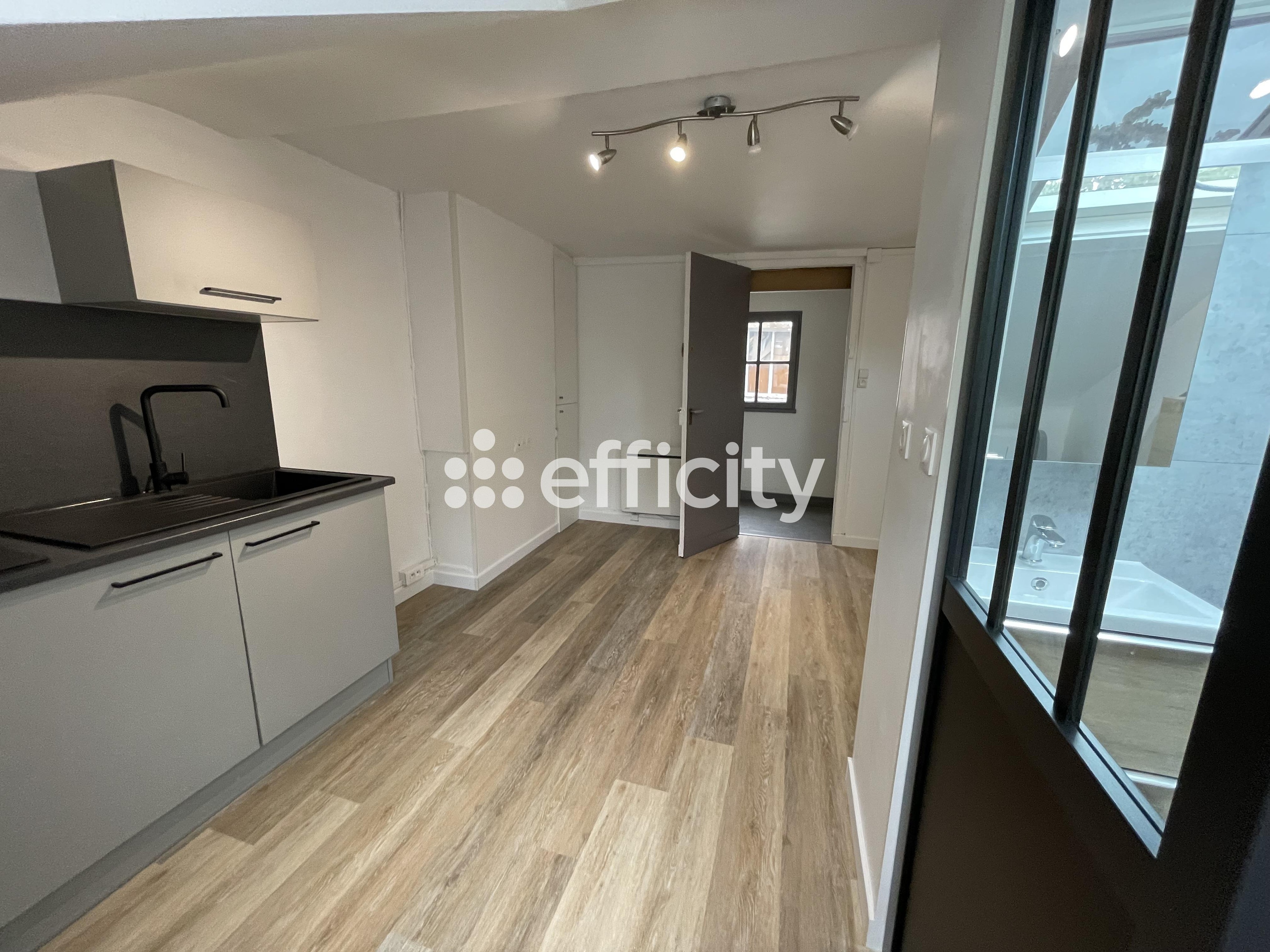 Achat immobilier Appartement 1 pièces  16m2 à Nantes (44000) - Photo n°6