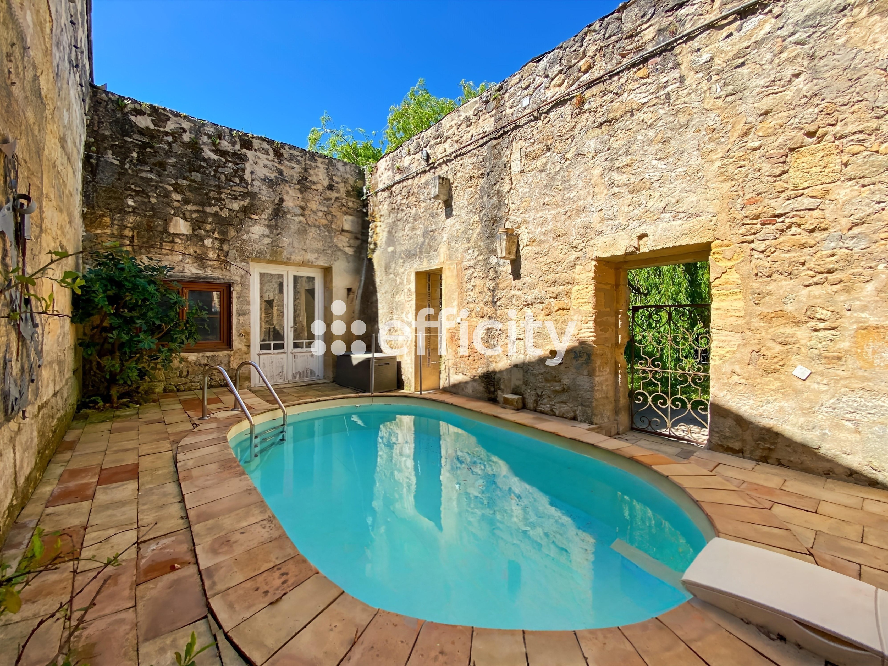 Achat immobilier Maison 9 pièces  250m2 à Ambarès-et-Lagrave (33440) - Photo n°13