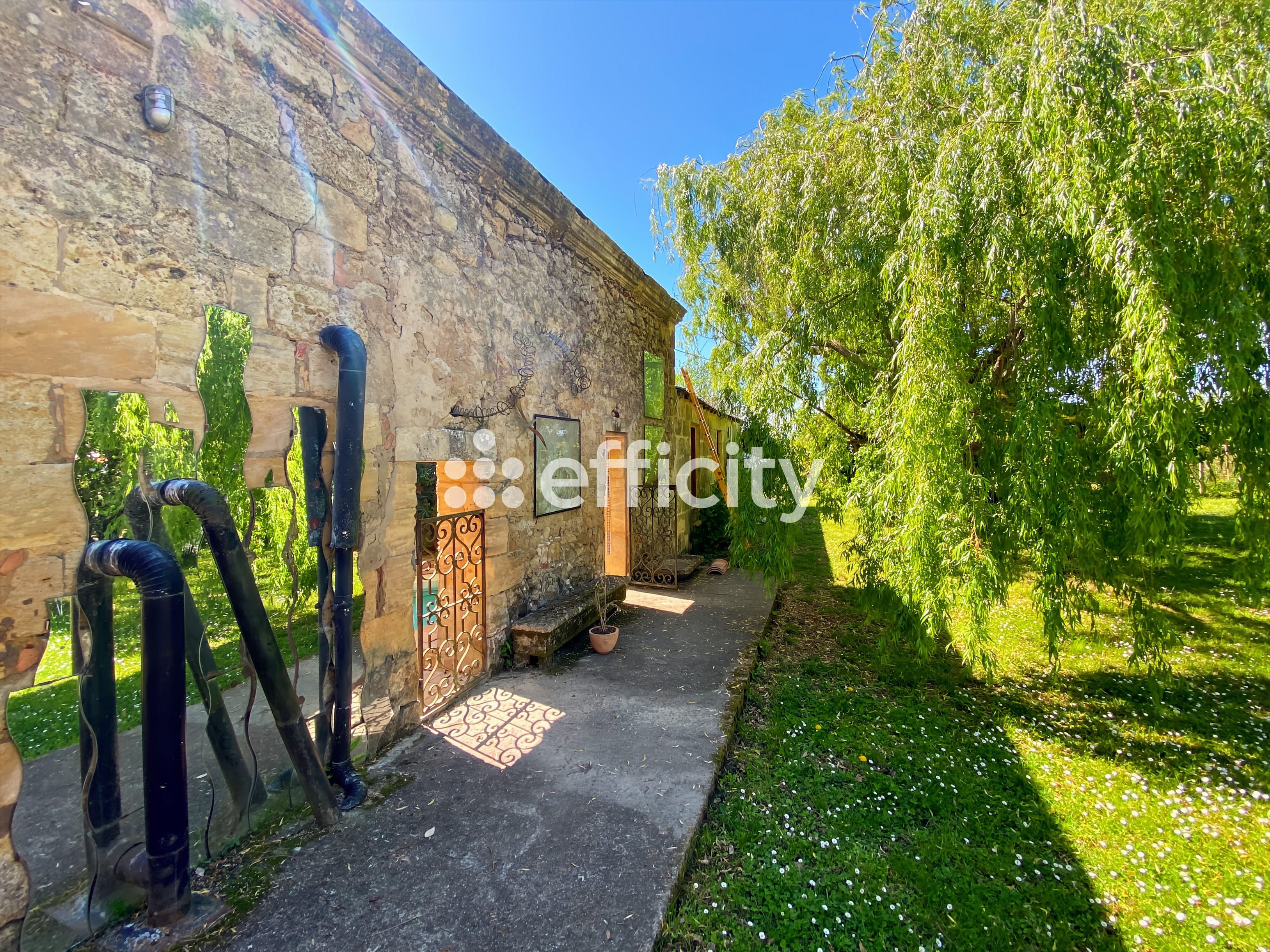 Achat immobilier Maison 9 pièces  250m2 à Ambarès-et-Lagrave (33440) - Photo n°12