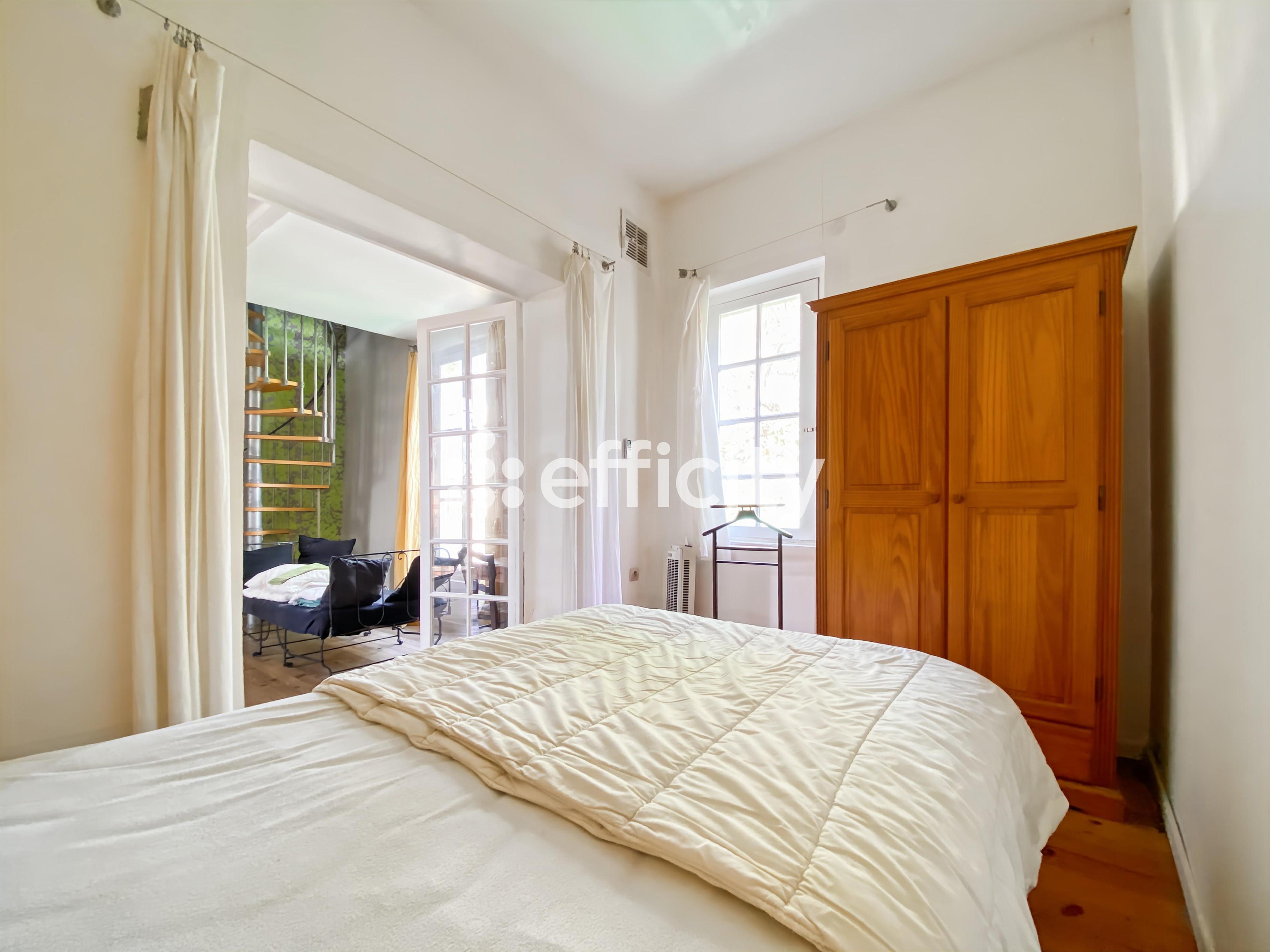 Achat immobilier Maison 9 pièces  250m2 à Ambarès-et-Lagrave (33440) - Photo n°16