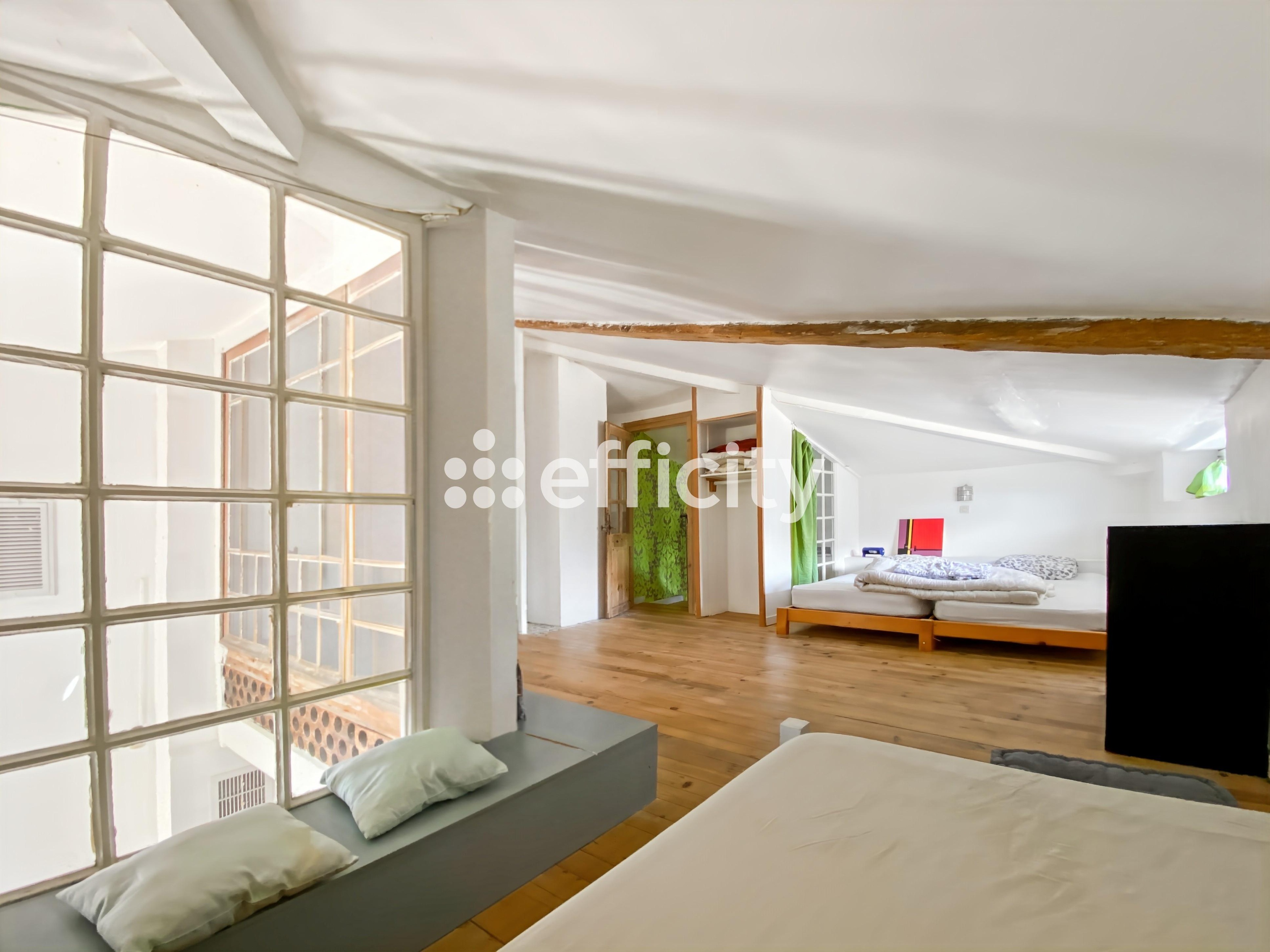 Achat immobilier Maison 9 pièces  250m2 à Ambarès-et-Lagrave (33440) - Photo n°17
