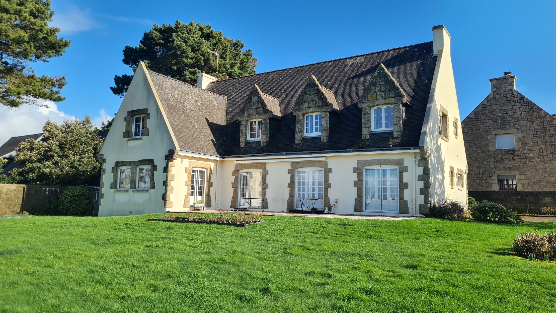 maison 8 pièces - 270,0m2 à Port-Louis (56290)