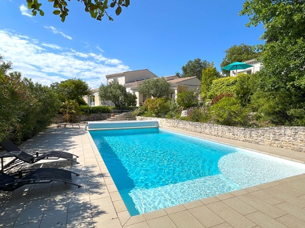 maison 10 pièces - 265m2 à Roussas (26230)