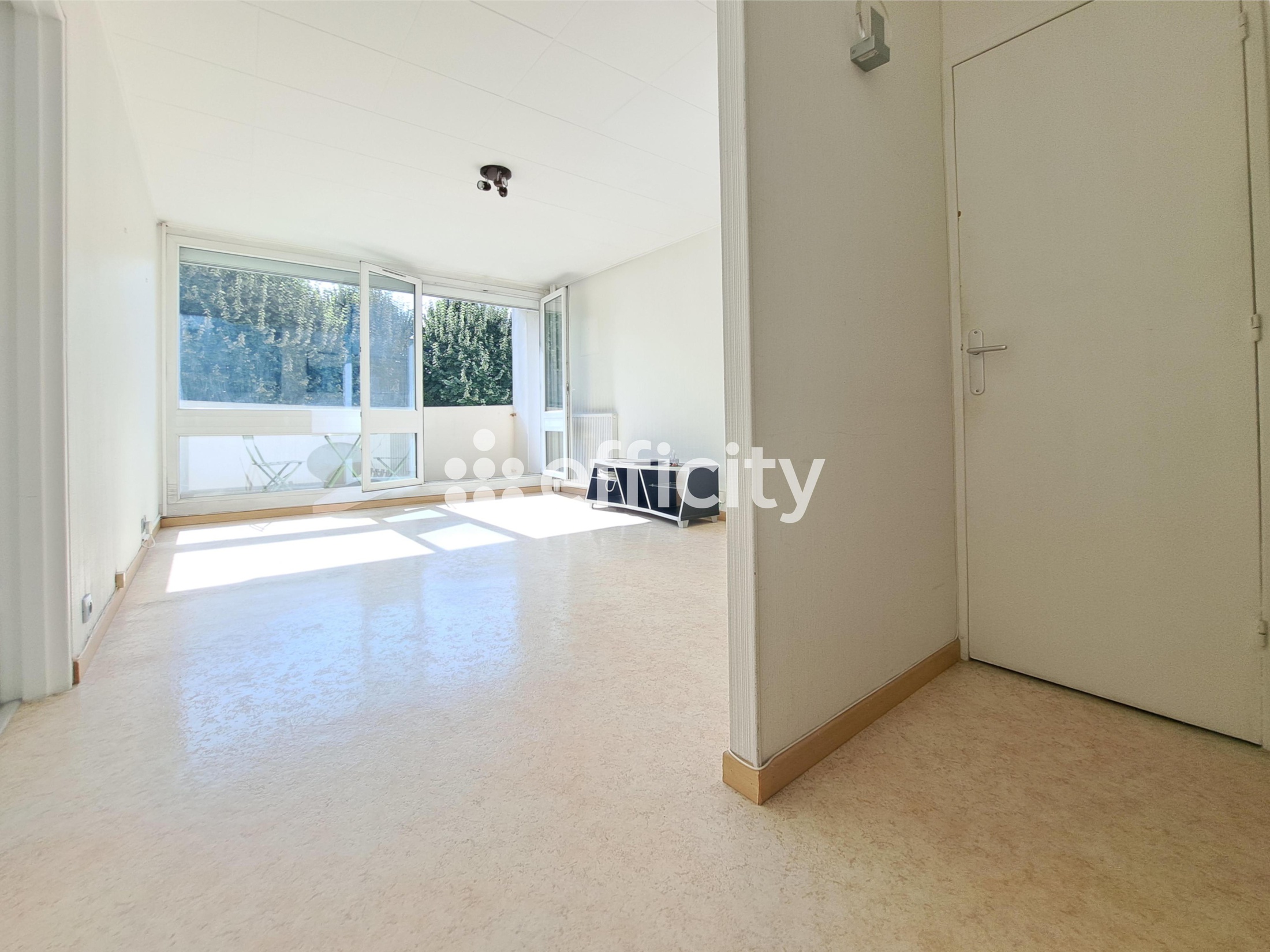 appartement 2 pièces - 49m2 à Chelles (77500)