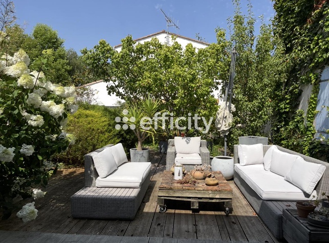 maison 5 pièces - 165,0m2 à Saint-Gelais (79410)