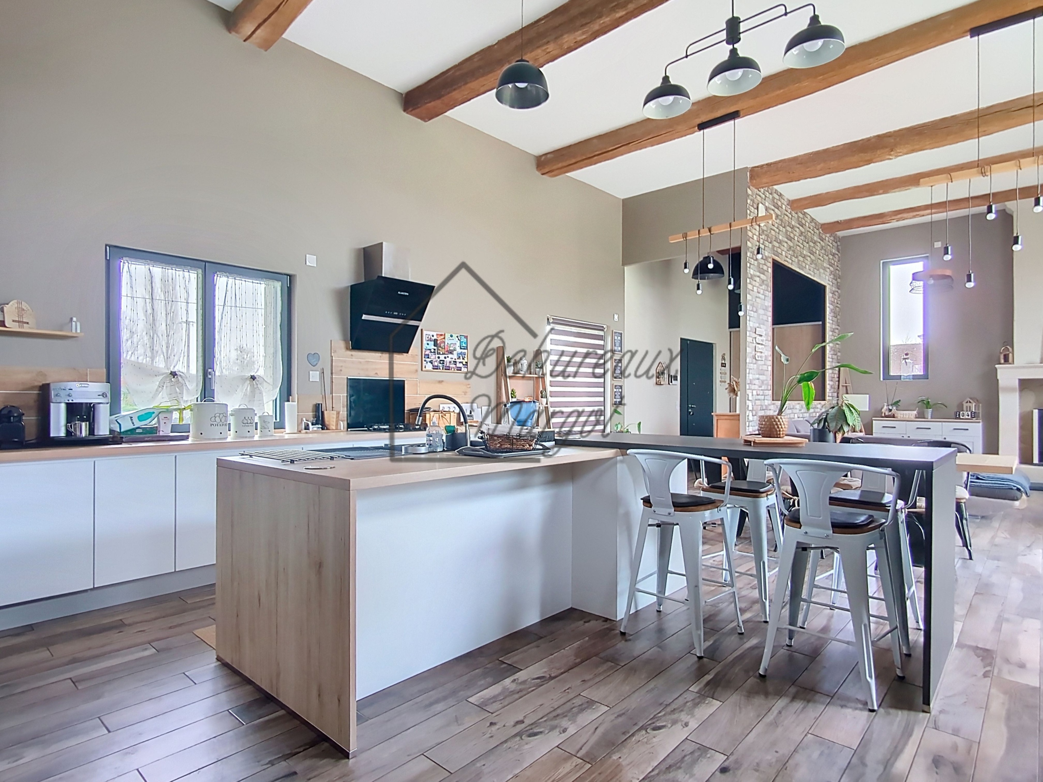 Achat immobilier Maison 8 pièces  210m2 à Berthenay (37510) - Photo n°4