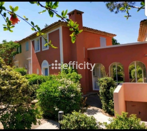 maison 5 pièces - 90m2 à Grimaud (83310)