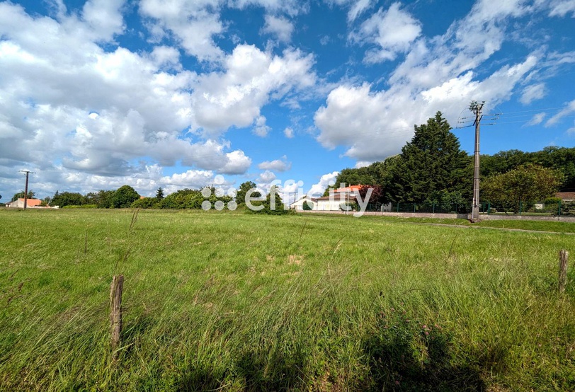 terrain  - 6020,0m2 à Claix (16440)